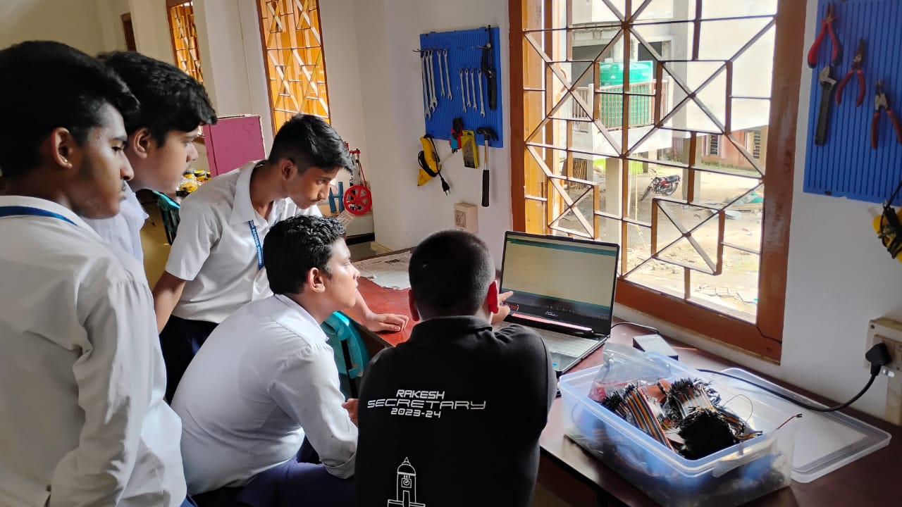 Workshop at Kahilipara High School